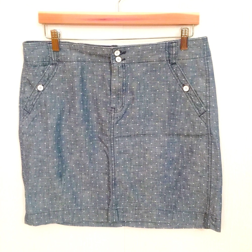 Tommy Hilfiger Mini skirt size 10 with white dot #124